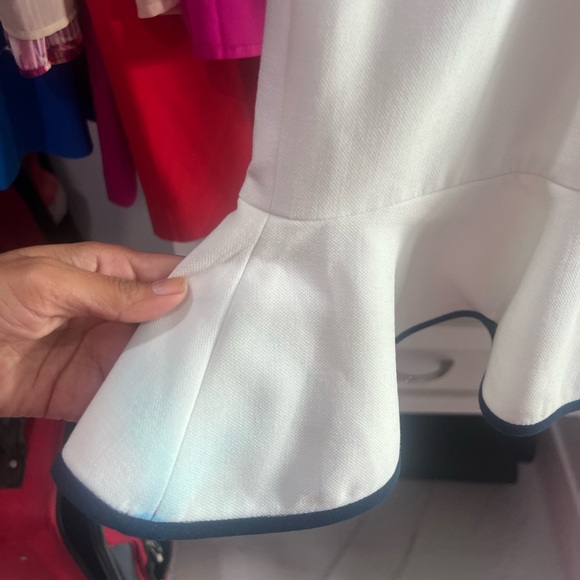 Black Halo Brooklyn Mini Dress - Picture 4 of 5